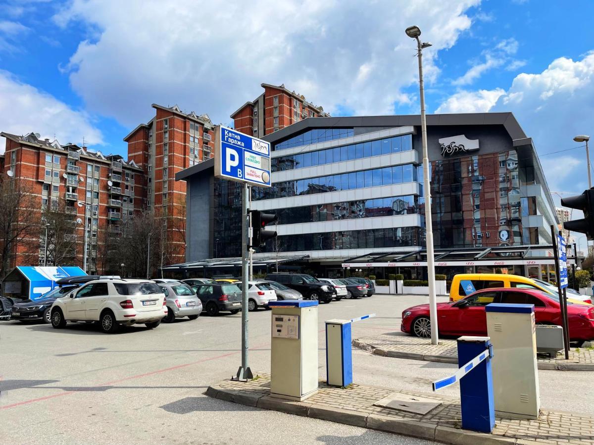 Queen'S Hotel - Zebra Centre Skopje Eksteriør bilde