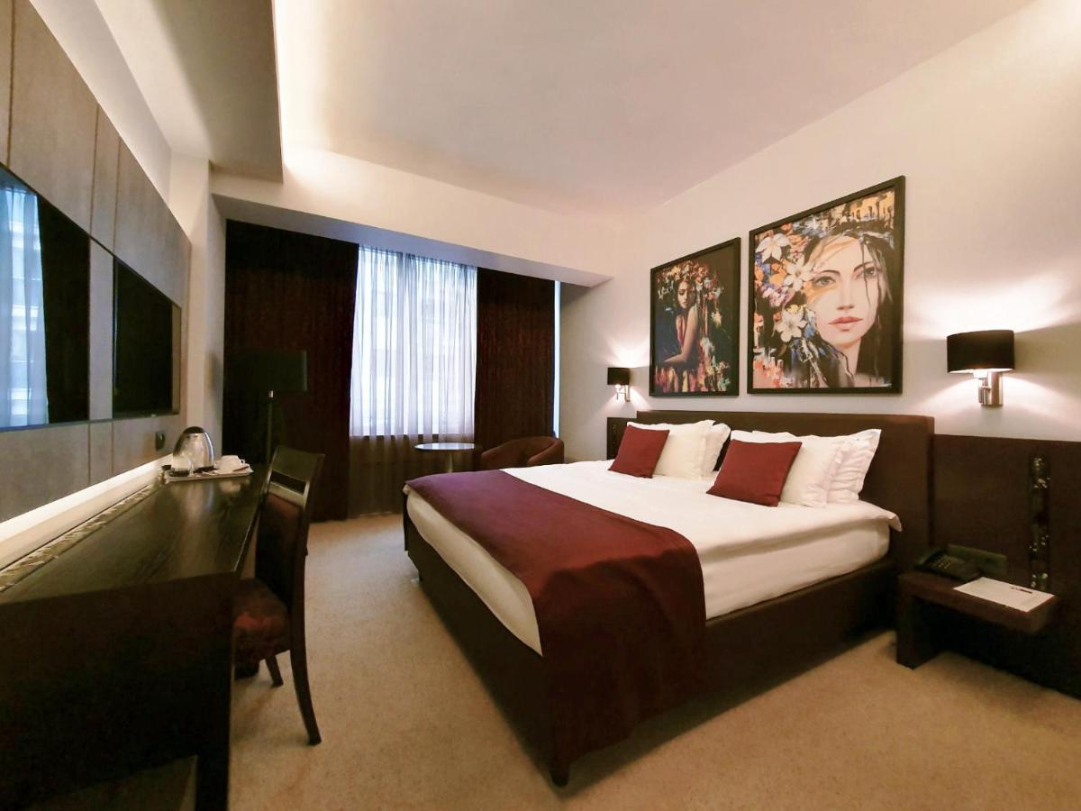 Queen'S Hotel - Zebra Centre Skopje Eksteriør bilde