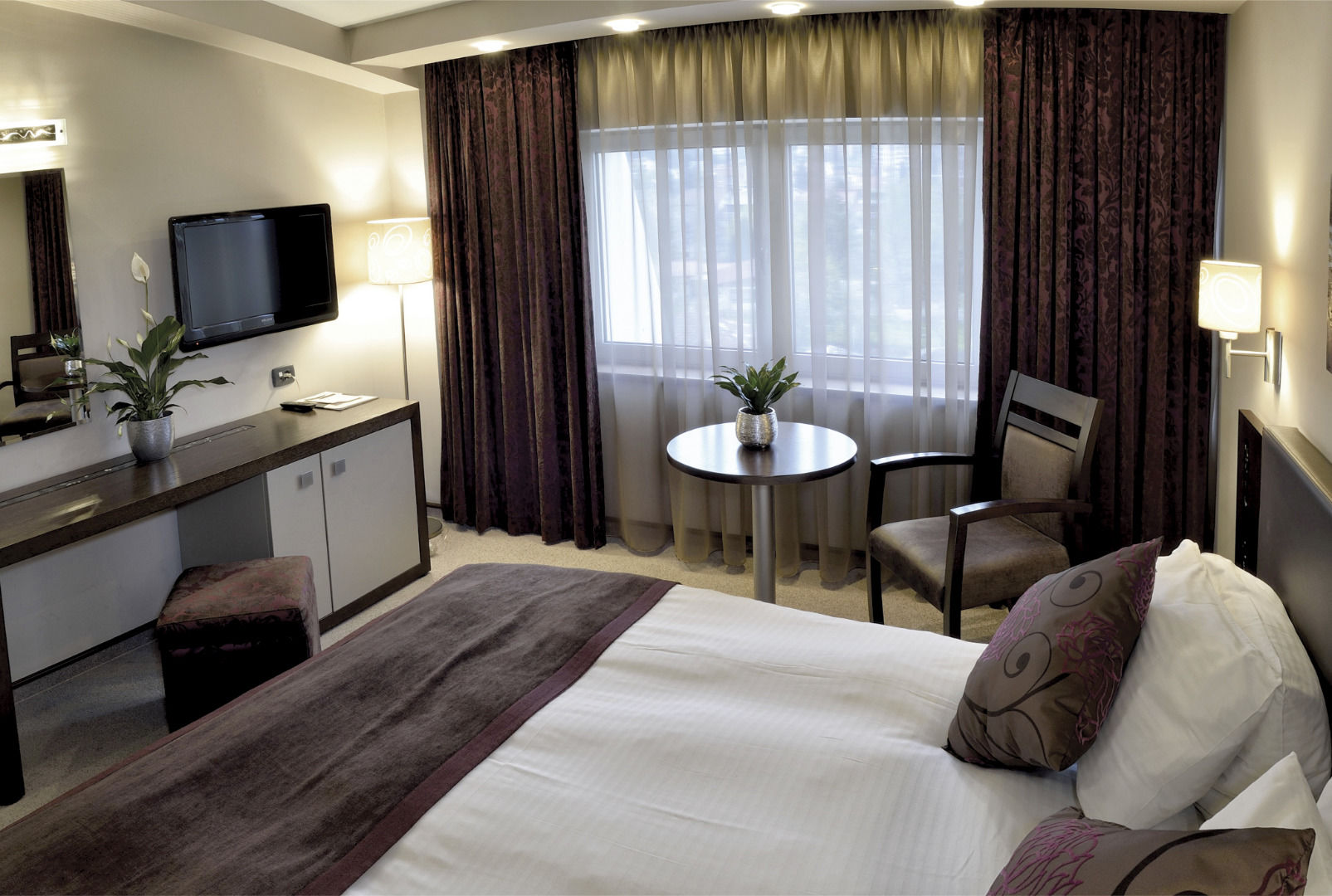 Queen'S Hotel - Zebra Centre Skopje Rom bilde