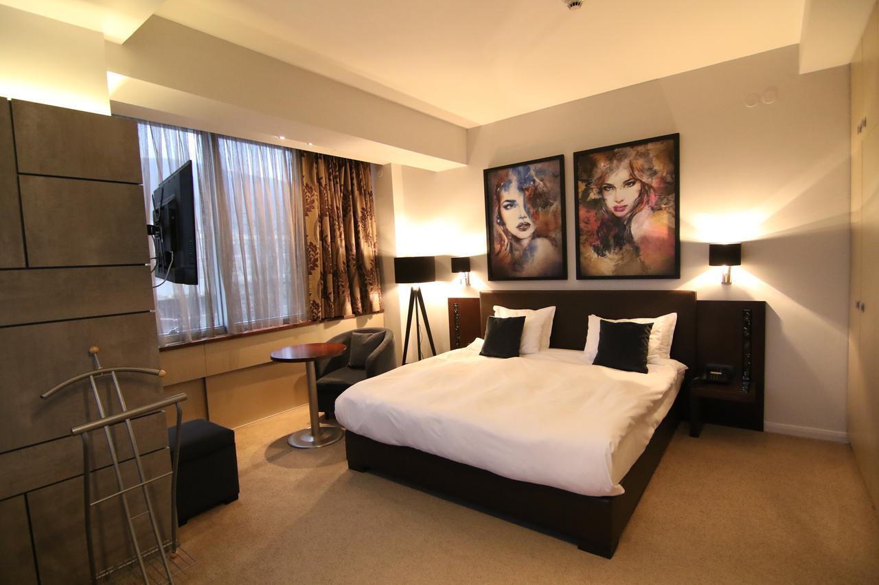 Queen'S Hotel - Zebra Centre Skopje Rom bilde